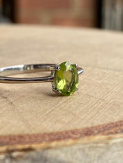 Oval Cut Peridot 925 Sterling Silver Ring