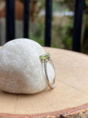 Oval Cut Peridot 925 Sterling Silver Ring