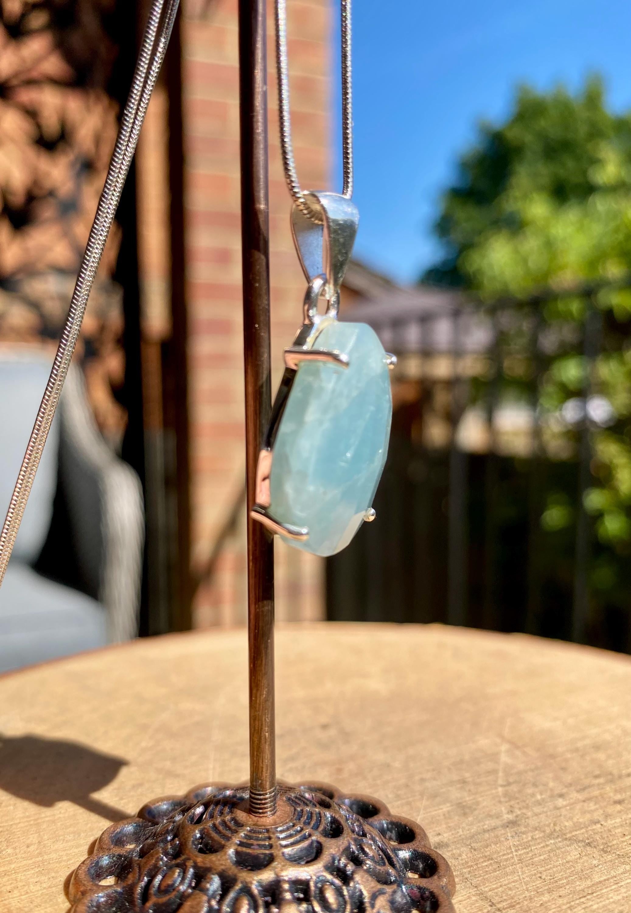 High Quality Natural Teardrop Faceted Aquamarine 925 Sterling Silver Pendant