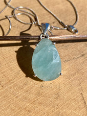 High Quality Natural Teardrop Faceted Aquamarine 925 Sterling Silver Pendant