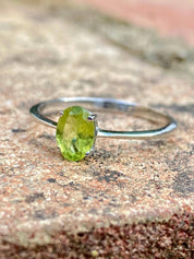 Oval Cut Peridot 925 Sterling Silver Ring
