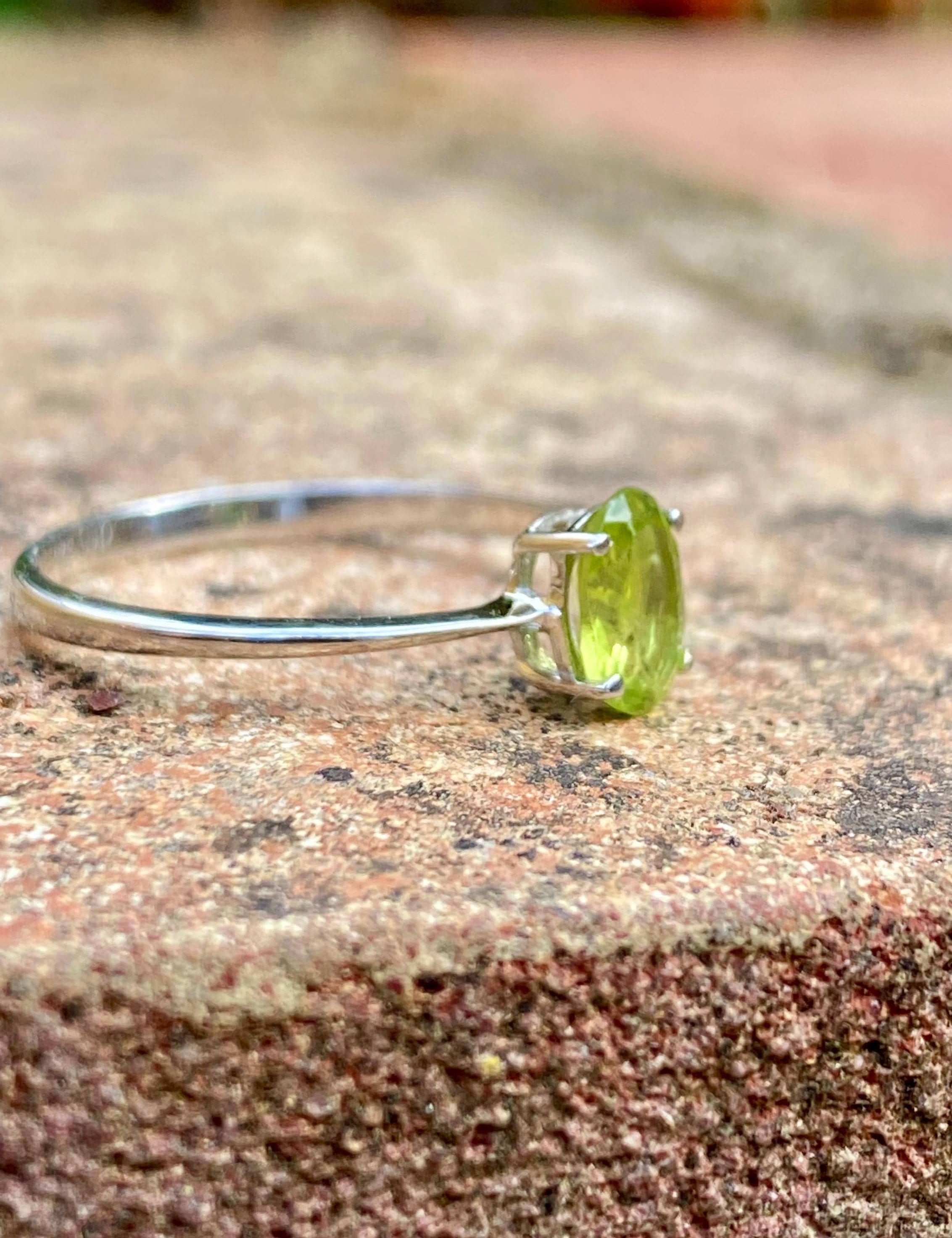 Oval Cut Peridot 925 Sterling Silver Ring