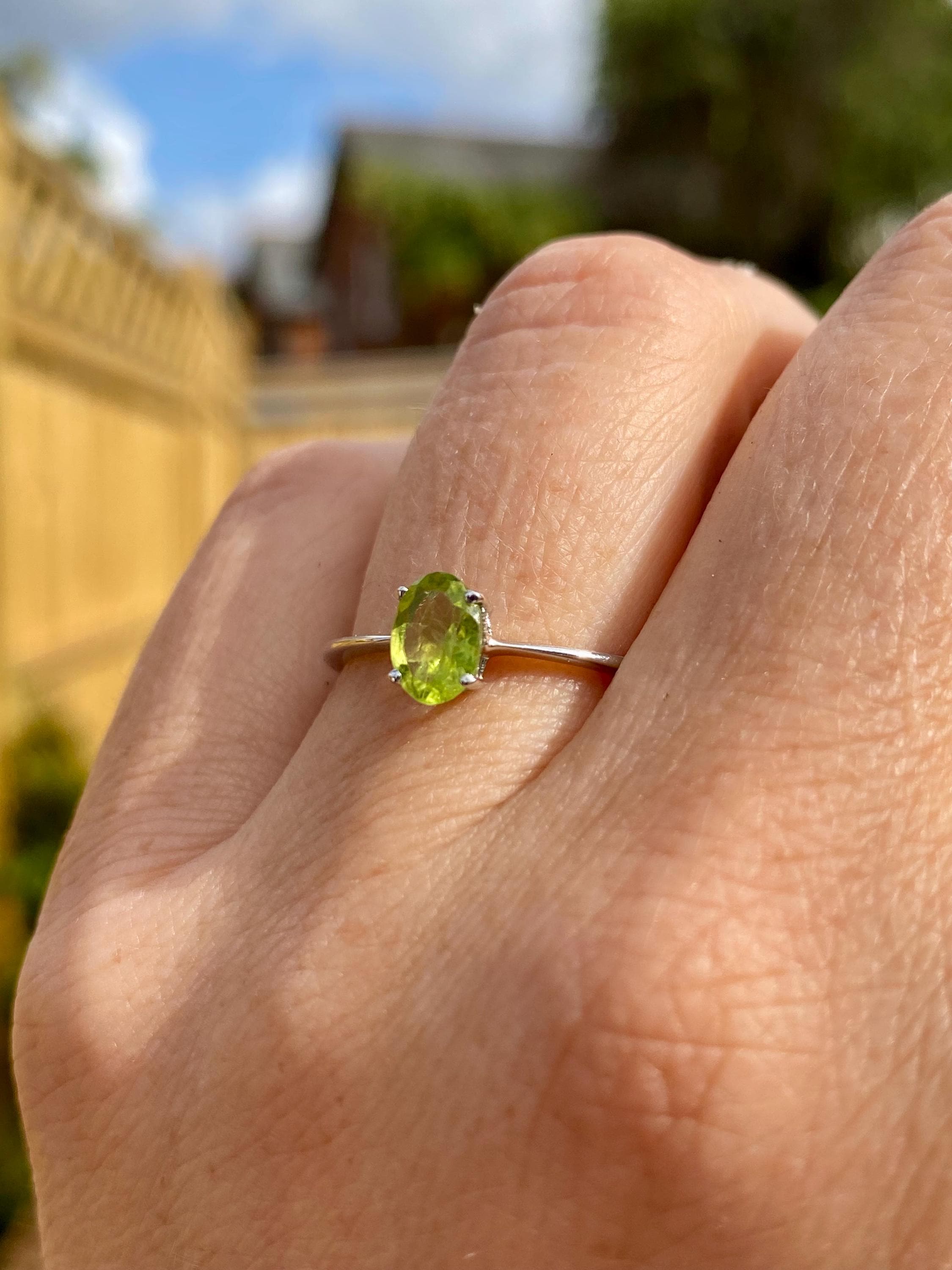 Oval Cut Peridot 925 Sterling Silver Ring