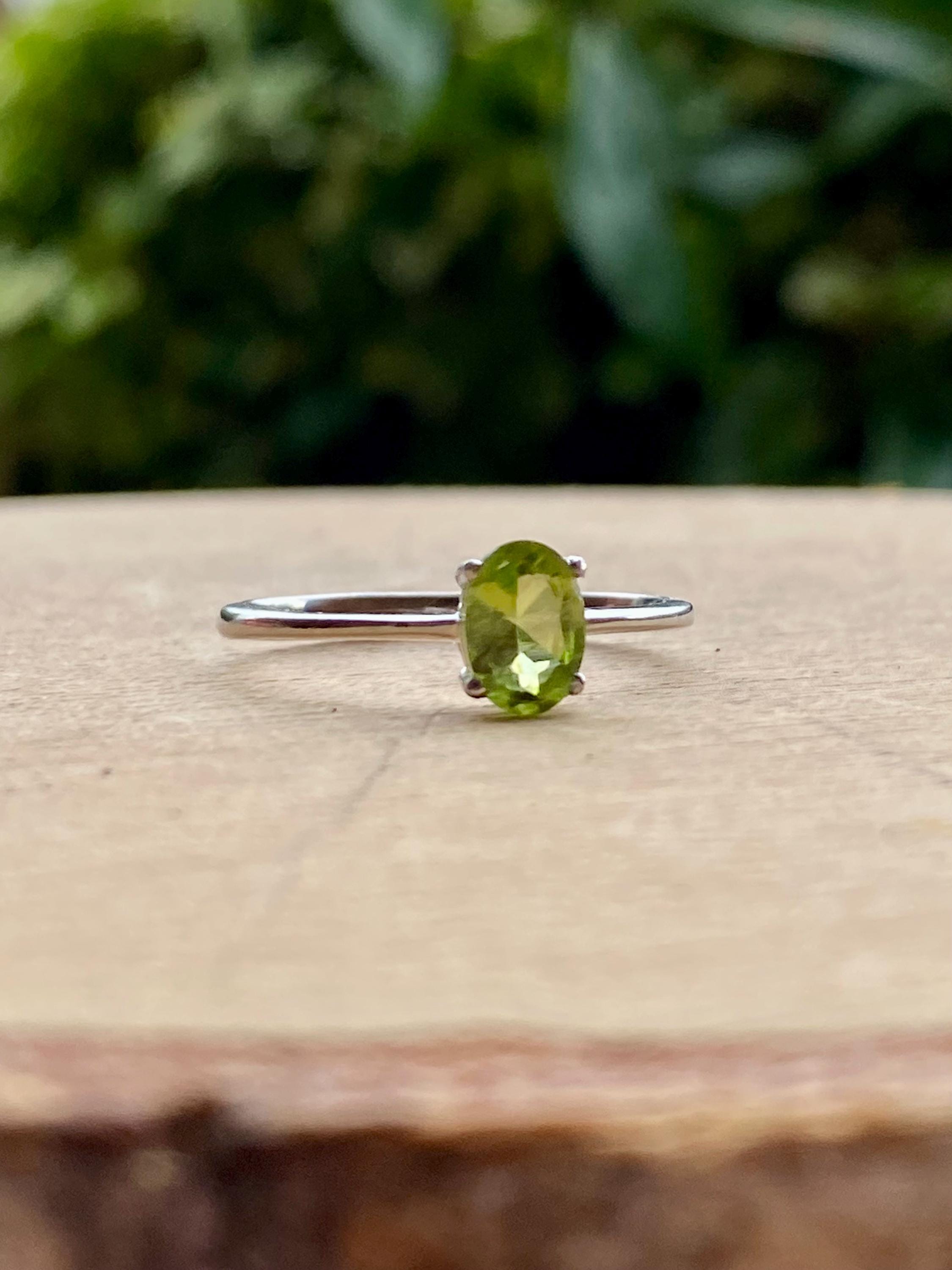 Oval Cut Peridot 925 Sterling Silver Ring
