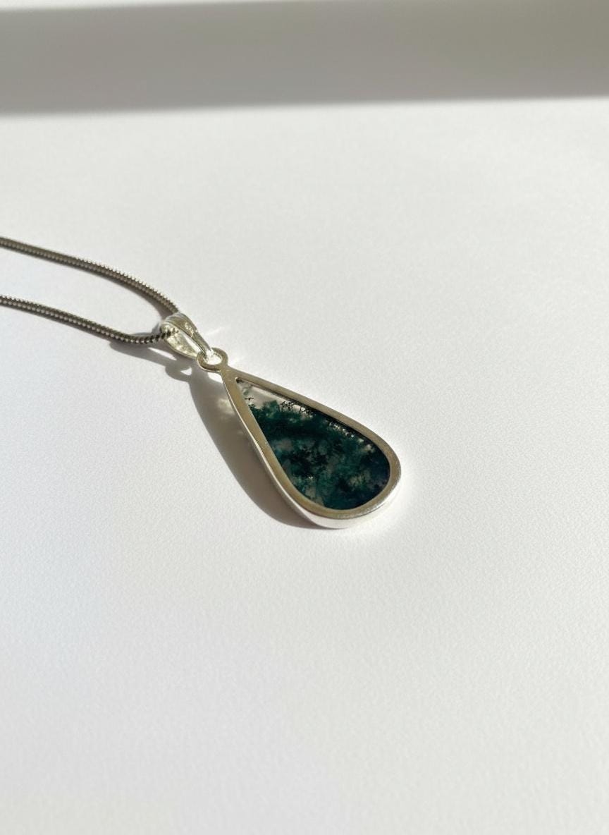 Moss Agate Teardrop Pendant 925 Sterling Silver