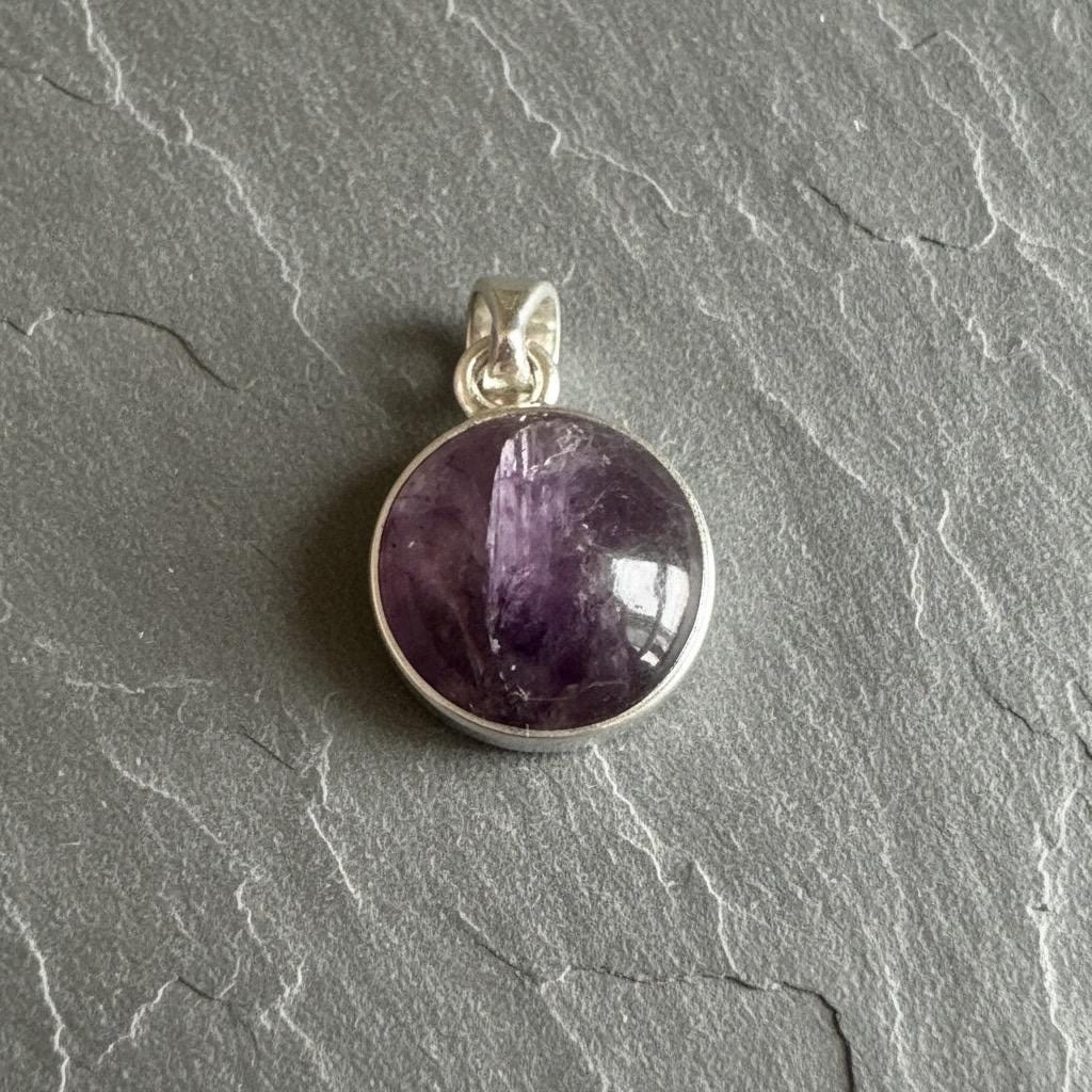 Blue John Sterling Silver Round Pendant 1.8cm x 1.2cm, Handmade UK