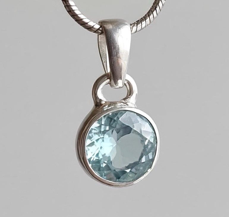 Round Cut Faceted Natural Aquamarine Sterling Silver Pendant