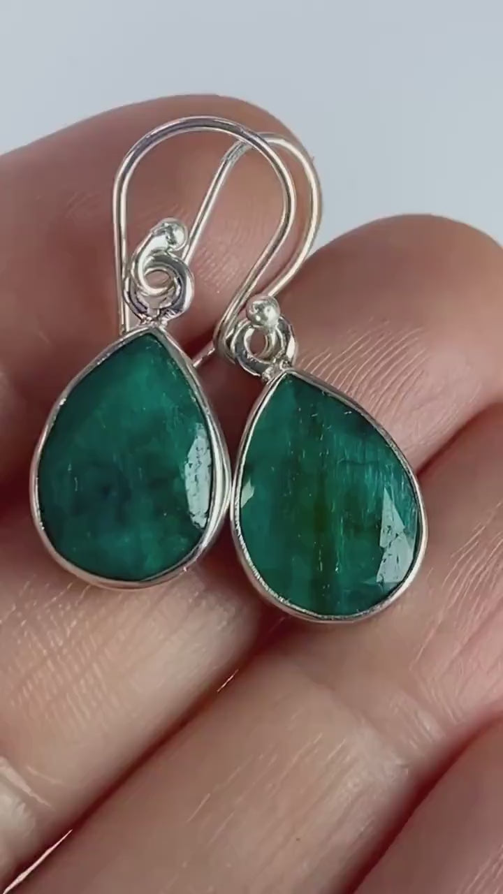 Raw Emerald and Silver Dangle Earrings (YM)