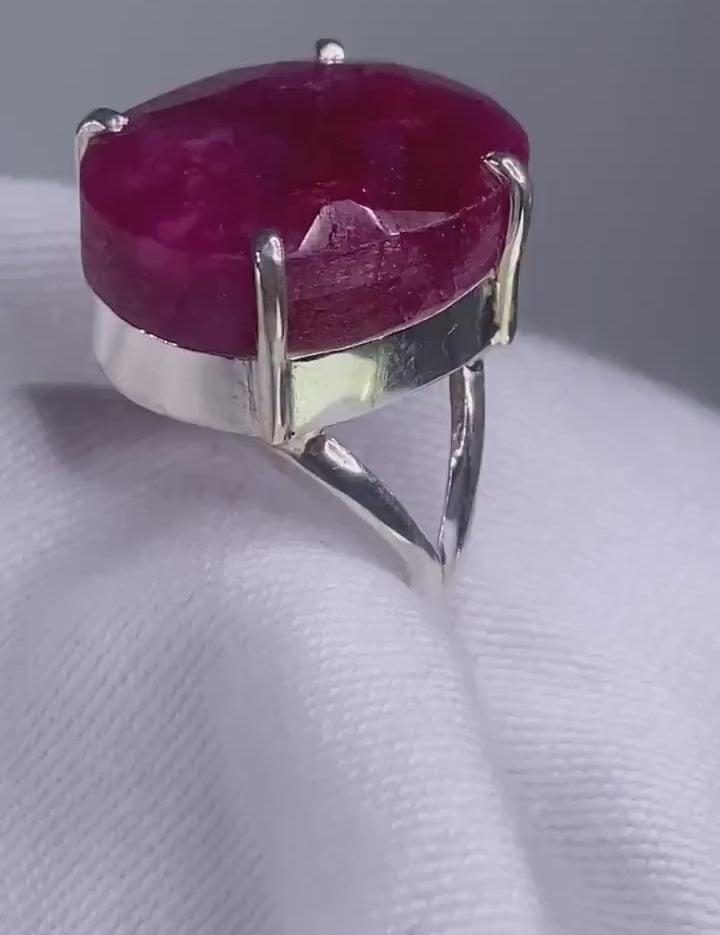 Raw Ruby Silver Oval Ring (AAA)