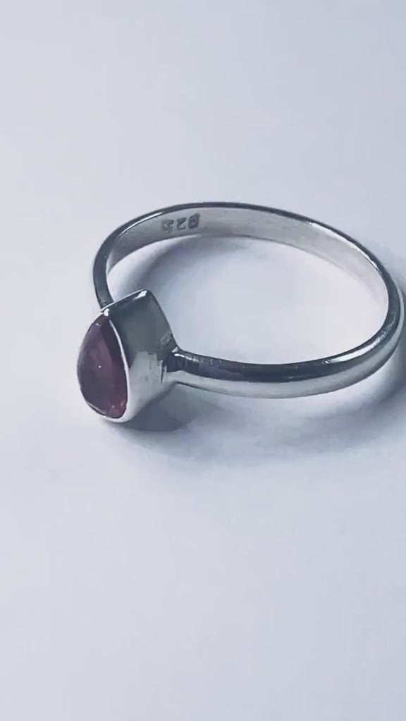 Tourmaline Pink 925 Silver Teardrop Ring