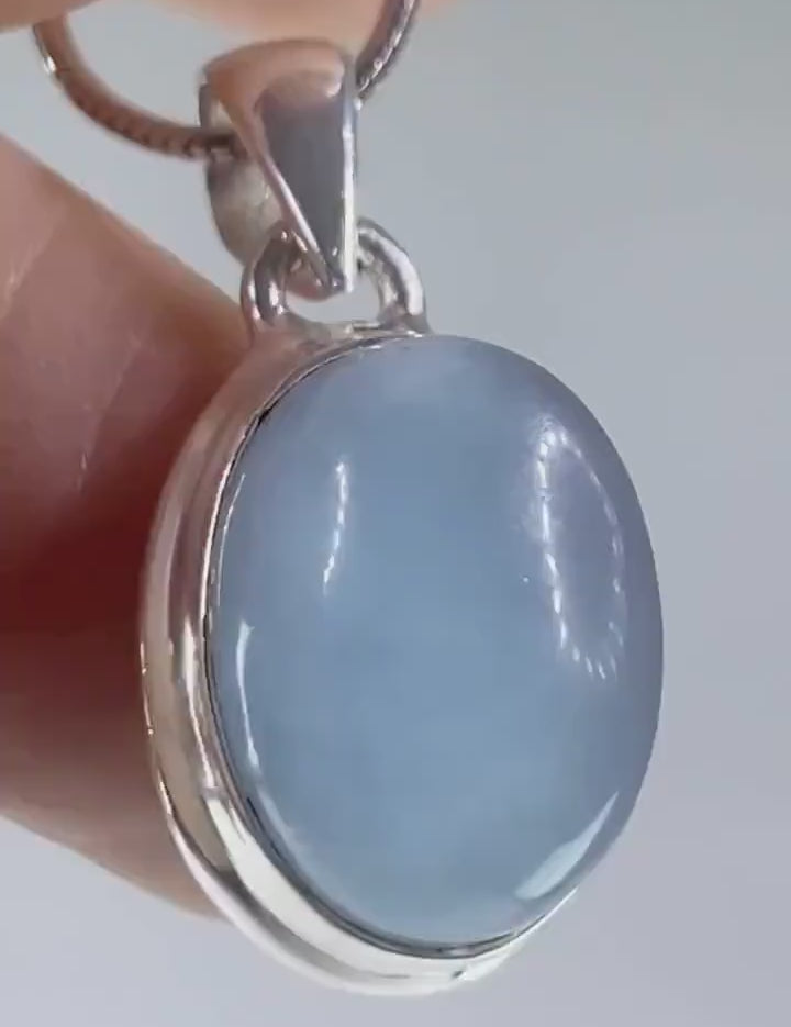 Aquamarine and Silver Pendant