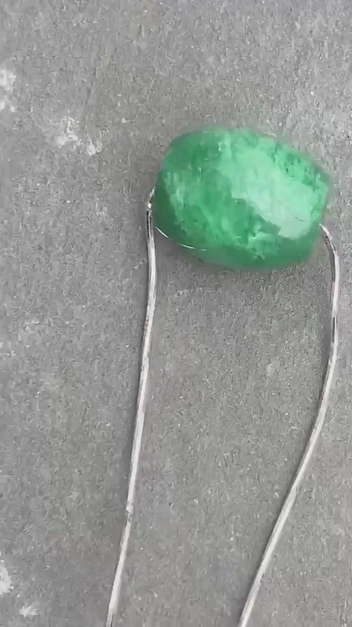 Natural Green Jade Pendant Including the Solid Silver Chain